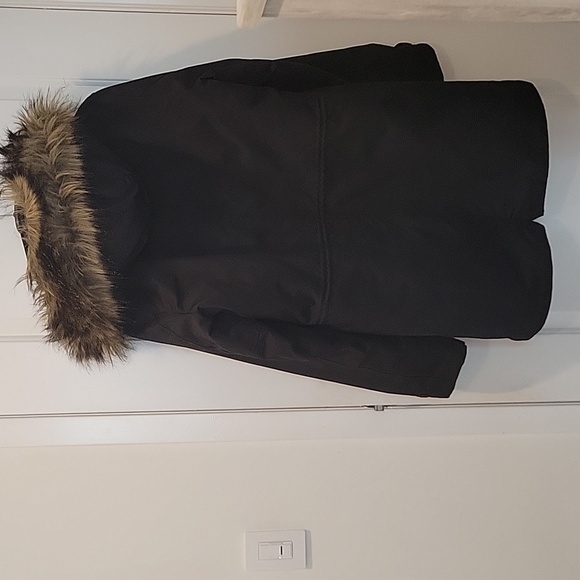 Abercrombie and Fitch Men's Black Down Insulated Weather Proof Parka - Picture 6 of 8